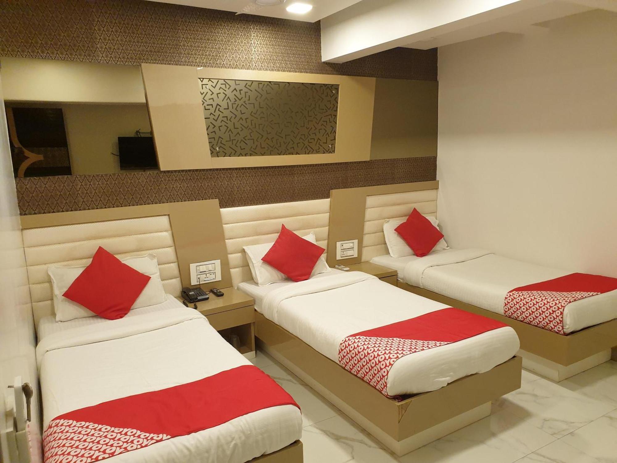 Hotel Gulf, Mumbai